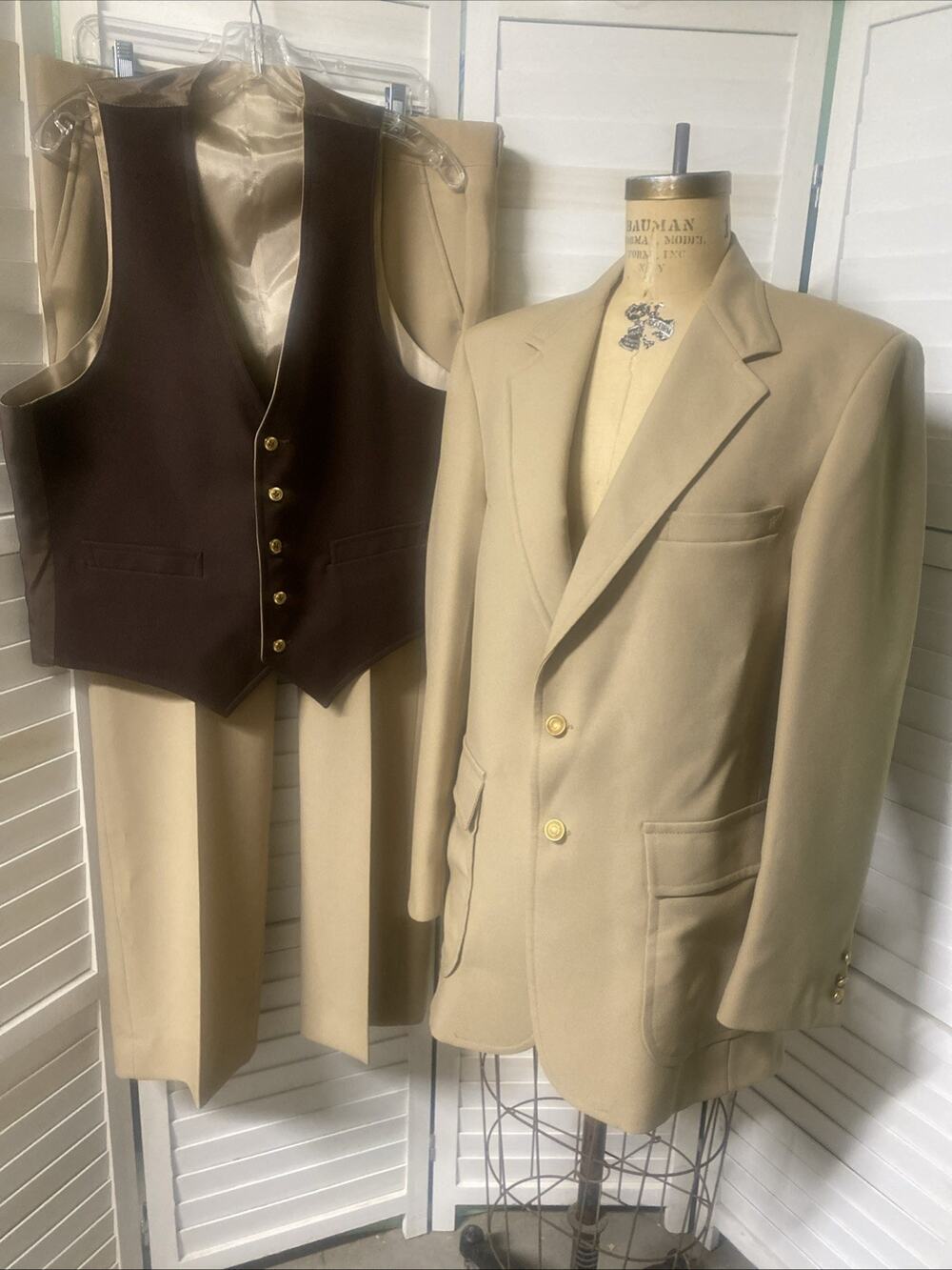 70s 3 Pc Polyester Tan Suit Mens 42R 36”x32” Bootcut Classic Collection